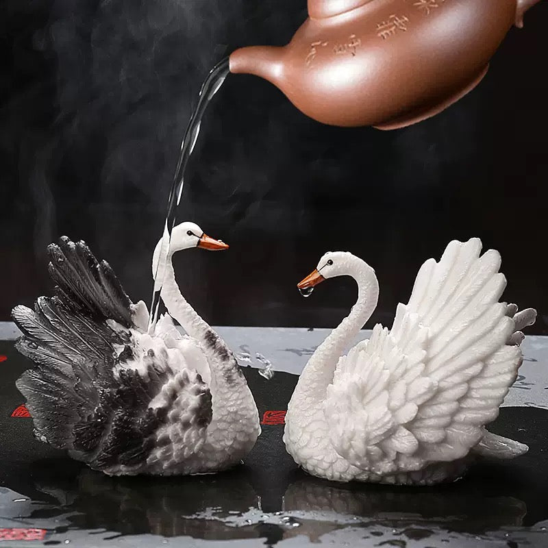 Pair of Color Changing Swan Tea Pets