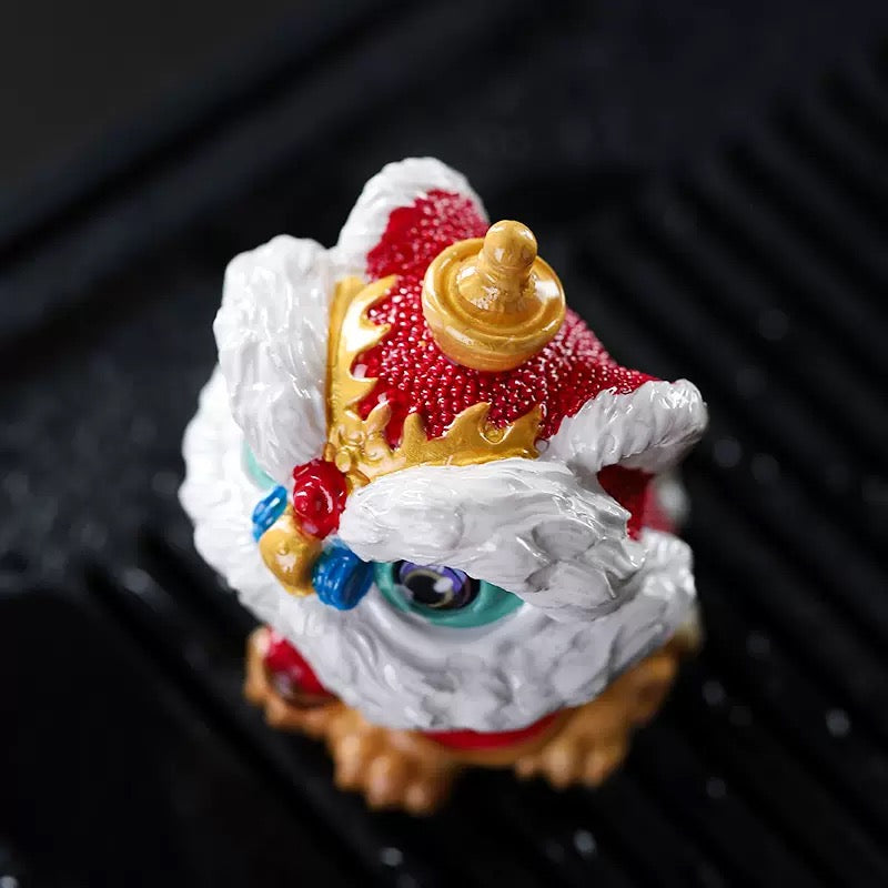 Lion Dance Color Changing Tea Pet